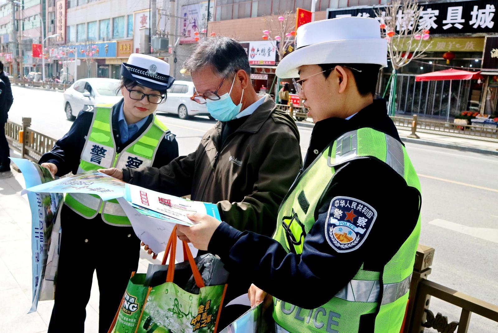 鎮(zhèn)原:春暖花開務工時 普法宣傳“送安全”