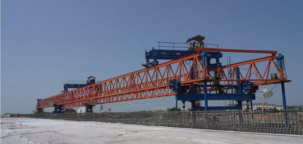 【項目建設(shè)進行時】G244線慶陽過境段公路項目彭原互通大橋?qū)⒂?月中旬達(dá)到通車條件